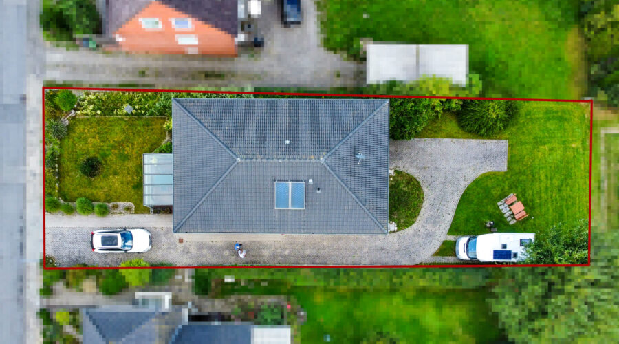 Drohne_Draufsicht_rot